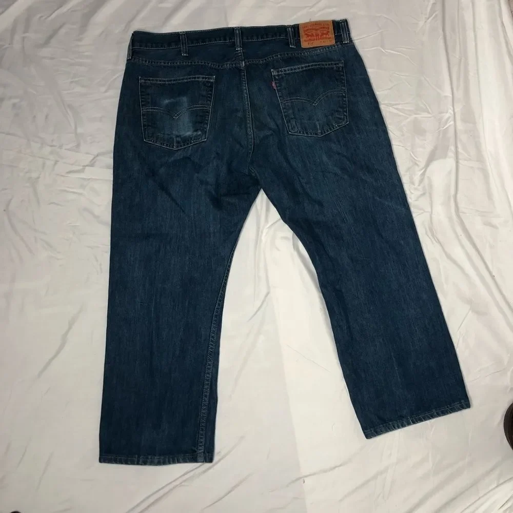 Levi 514 straight fit mens jeans W42 L30